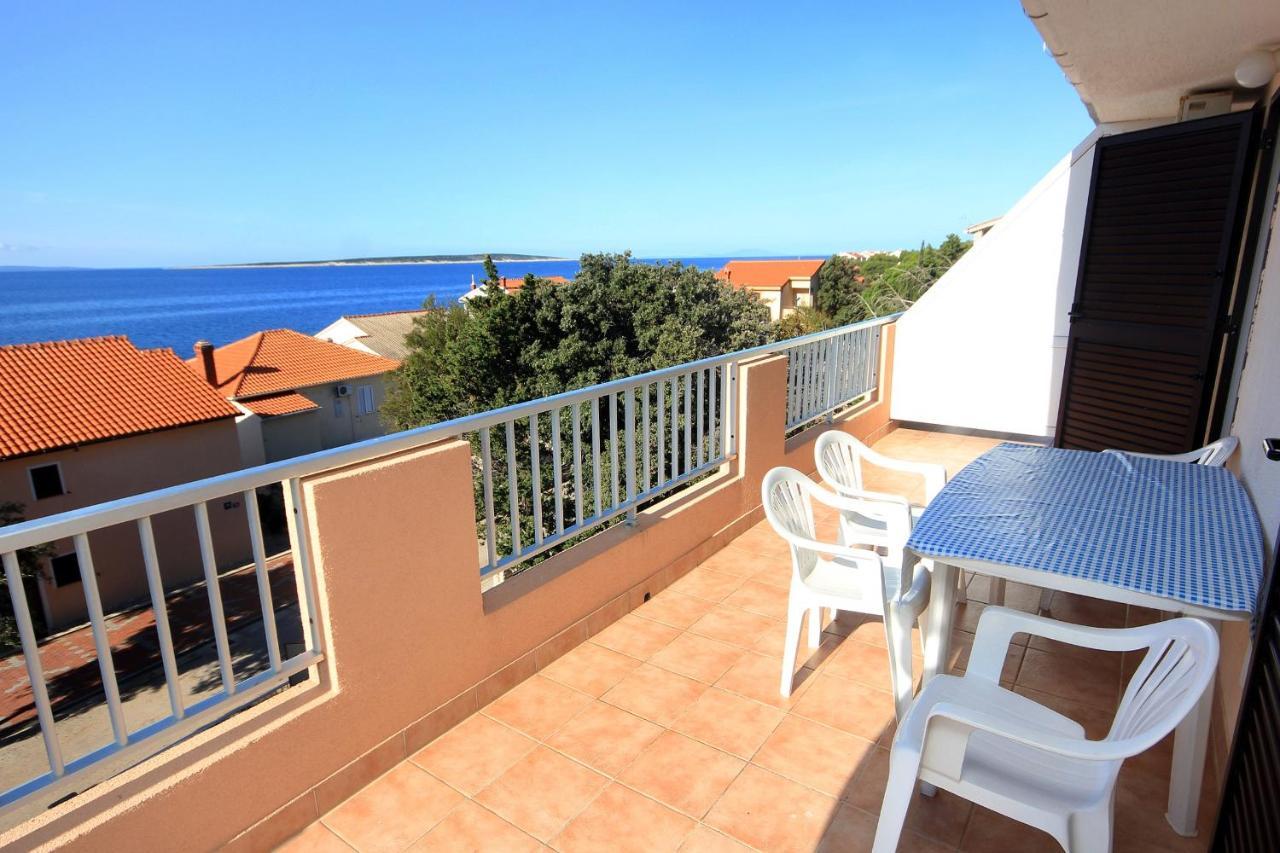 Apartments And Rooms By The Sea Mandre, Pag - 3557 Kolan Exterior photo